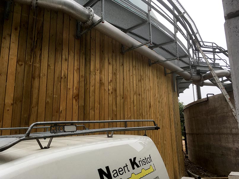 naert-kristof-bouwen-en-verbouwen-met-geisoleerde-sandwichpanelen-projecten-op-maat-bekleden-gistkuip