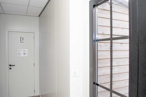 naert-kristof-bouwen-en-verbouwen-met-geisoleerde-sandwichpanelen-interieur-afwerking-en-binnen-inrichting-06