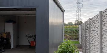 naert-kristof-bouwen-en-verbouwen-met-geisoleerde-sandwichpanelen-project-garage-detail