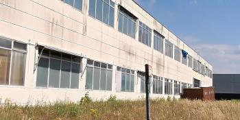 naert-kristof-bouwen-en-verbouwen-met-geisoleerde-sandwichpanelen-project-renovaie-loods-pittem-detail